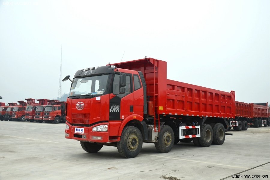 解放 J6M重卡 320馬力 8×4 自卸車(CA3310P63K2L1T4E4)