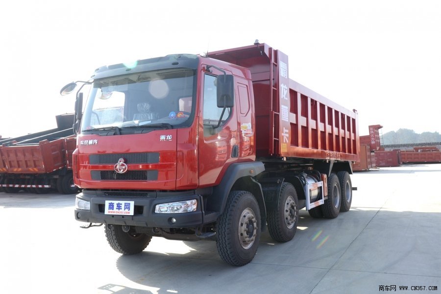 東風(fēng)柳汽 乘龍重卡 260馬力 8×4 自卸車（LZ3310REB）