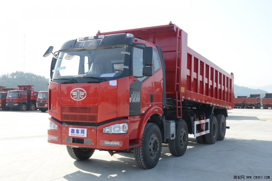 解放 J6P重卡 280馬力 8×4 自卸車(CA3310P63K2L3T4E)