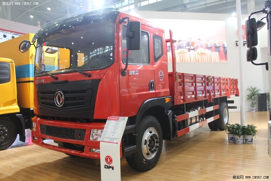 東風(fēng)神宇 御虎中卡 170馬力 4×2 欄板載貨車(EQ1168GL)