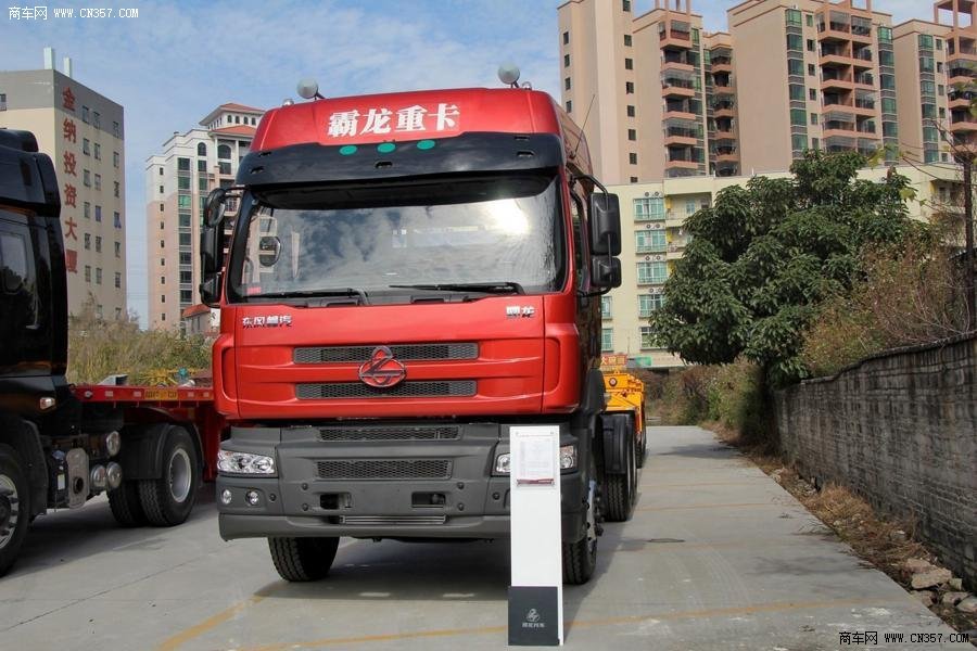 東風(fēng)柳汽 霸龍重卡 375馬力 6×4 牽引車(LZ4250M5DB)