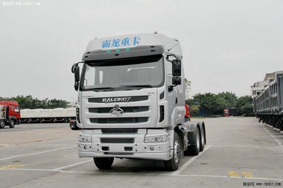 東風(fēng)柳汽 霸龍M7重卡 430馬力 6×4 牽引車(LZ4251QDCA)