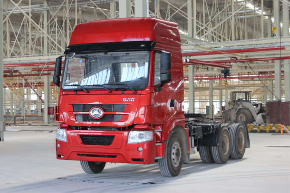 北汽制造 北京 重卡 336馬力 6×4 牽引車(BJ4250TSZ41)