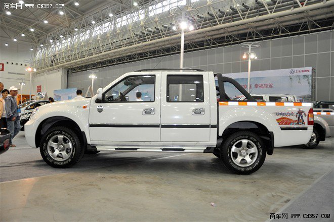 福田汽車 薩普 4×2(兩驅(qū)) 皮卡(BJ2027Y2MDV-XA)