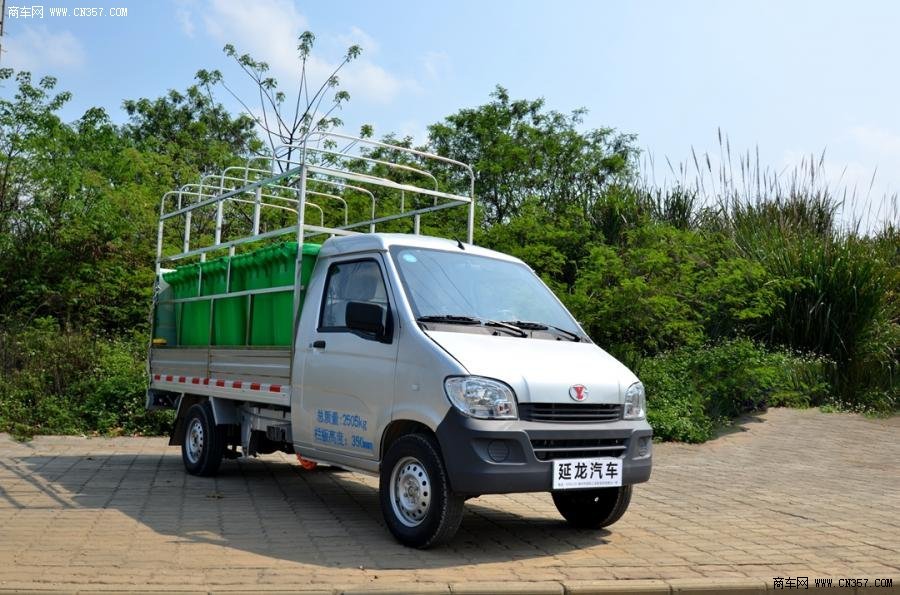 延龍汽車 延龍 68馬力 4×2 桶裝垃圾運(yùn)輸車(LZL5032CTYBEV)