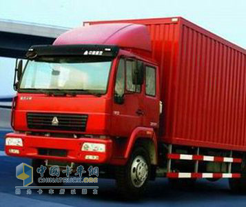 中國重汽 黃河少帥 190馬力 4×2 載貨車 ZZ1114F4615A