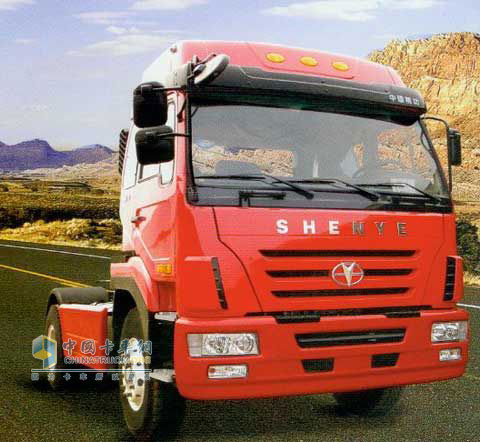 精功 遠(yuǎn)征 4×2 牽引車