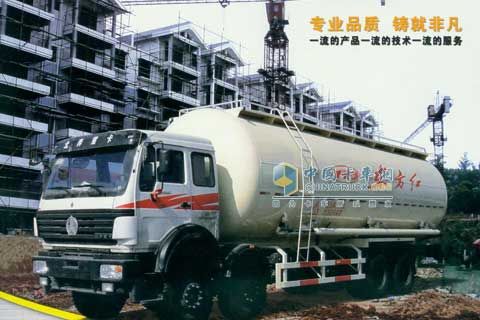 一拖 粉粒物料車