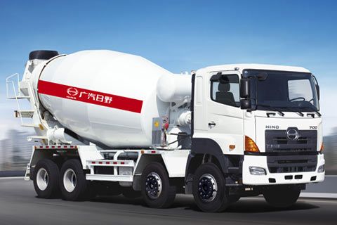 廣汽日野 700系列 350馬力 8×4 混凝土攪拌車YC5310GJBFY2PU