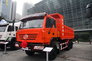 上汽依維柯紅巖 金剛 6×4336馬力國Ⅳ自卸車