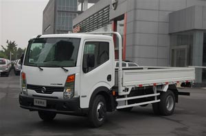 鄭州日產(chǎn) 凱普斯達(dá) 130馬力 3.6米單排l欄板輕卡