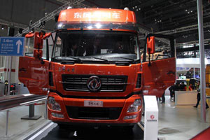 東風(fēng)商用車 東風(fēng)天龍 6 ×4雷諾Dci 420馬力 牽引車