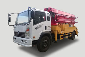 重汽王牌 玉柴180馬力 臂架式泵車	