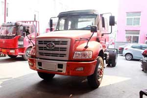 一汽柳特 新安捷L5R 重卡 290馬力 4X2 LNG牽引車