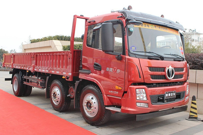 奧馳D6系列 170馬力 6X2 6.8米單排欄板載貨車(chē)