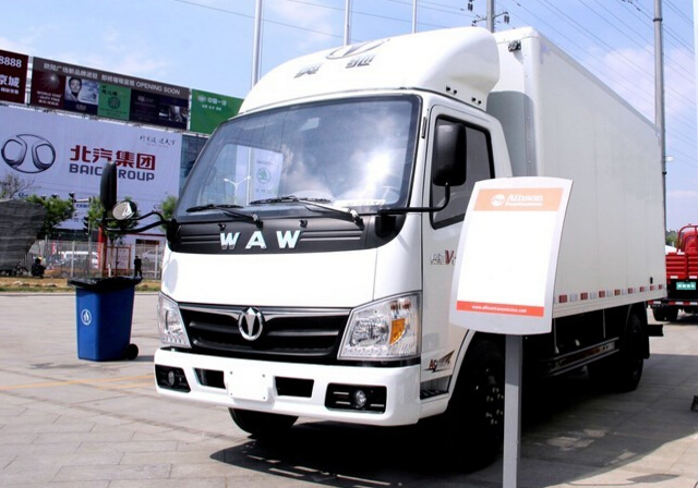 奧馳V2系列 95馬力 4.2米單排廂式輕卡(FD5044XXYW63K )(云內(nèi)動(dòng)力)