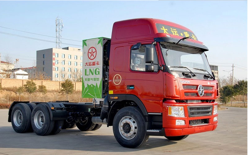 大運 N8E重卡 336馬力 6X4天然氣牽引車(CGC4253WN4XC)