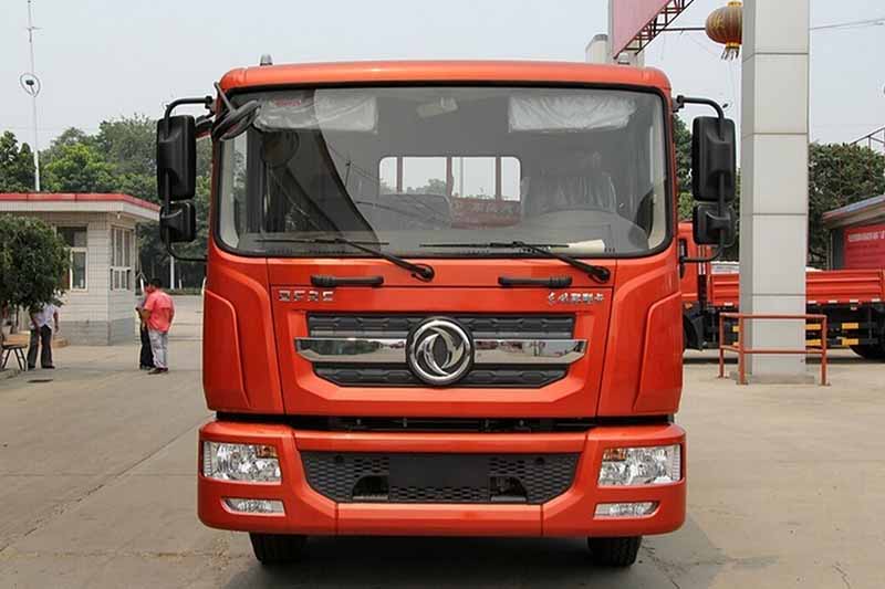 東風(fēng)多利卡D9中卡 160馬力 4X2 6.2米排半欄板載貨車(DFA1140L10D6)