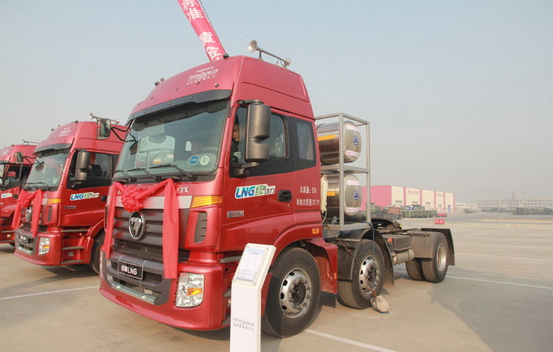 福田戴姆勒歐曼ETX 6系重卡 350馬力 6X2LNG牽引車(BJ4253SNFCB-AA)