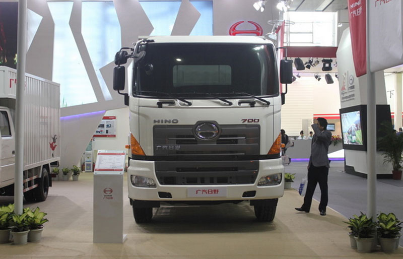 廣汽日野 700系列重卡 380馬力 4X2 牽引車(SH2PEUA-CSW)