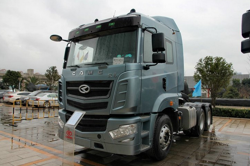 華菱 漢馬H6重卡 重載型 375馬力 6X4 國五牽引車(HN4250H35C4M5)