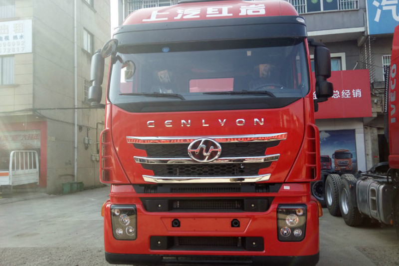 上汽紅巖 杰獅M500重卡 390馬力 6X4 國(guó)五 牽引車(CQ4256HTVG334C)