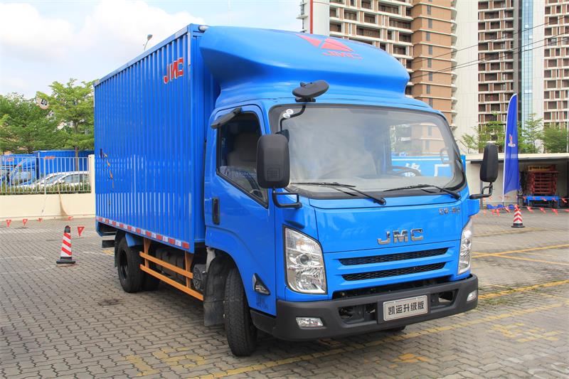 江鈴汽車(chē) 凱運(yùn)升級(jí)版 國(guó)五 112馬力 氣制動(dòng)單排豪華款載貨車(chē)