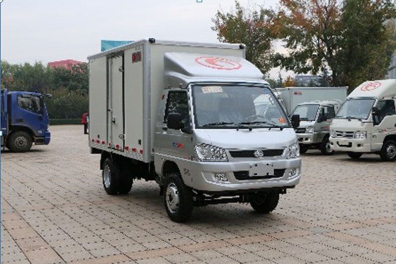 福田 馭菱VQ5 非承載1.5L后雙胎汽車(chē)
