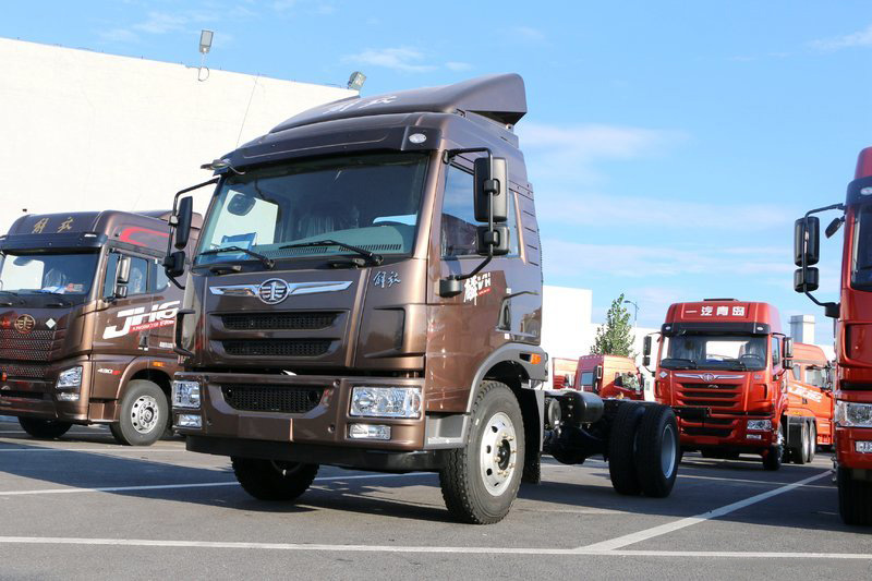 解放 麟VH 160馬力 6.7米單排欄板載貨車