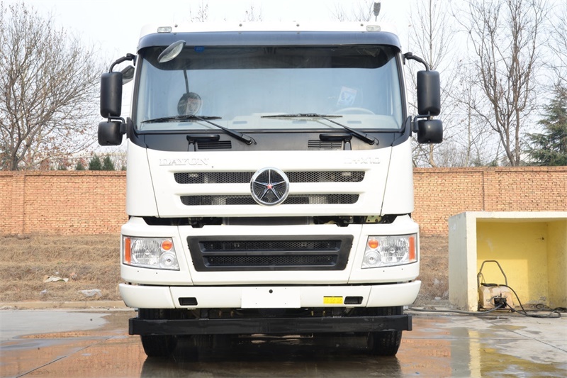 大運(yùn) 新N8E重卡 310馬力 8X4 7.3方混凝土攪拌車(CGC5310GJBD5DDAD)