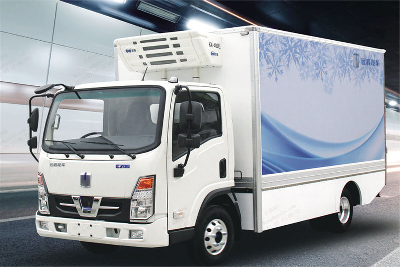 吉利遠程 E200 4.5T 3.9米單排廂式純電動冷藏車(DNC5042XLCBEVK3)