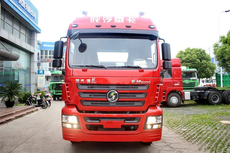 陜汽重卡 德龍新M3000 輕量化北方版 350馬力 6X4 國(guó)五牽引車(SX4250MB4)