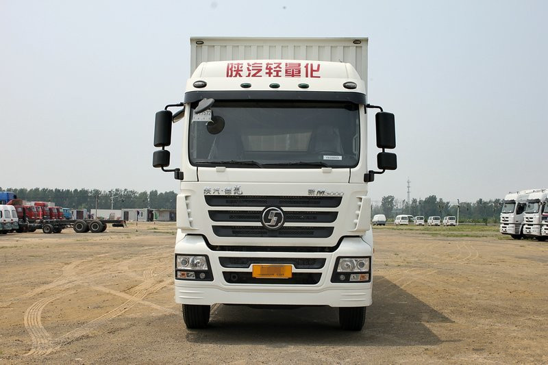 陜汽重卡 德龍新M3000 復(fù)合版 270馬力 6X2 9.55米 國五翼開啟廂式載貨車(SX5250XYKMA9)