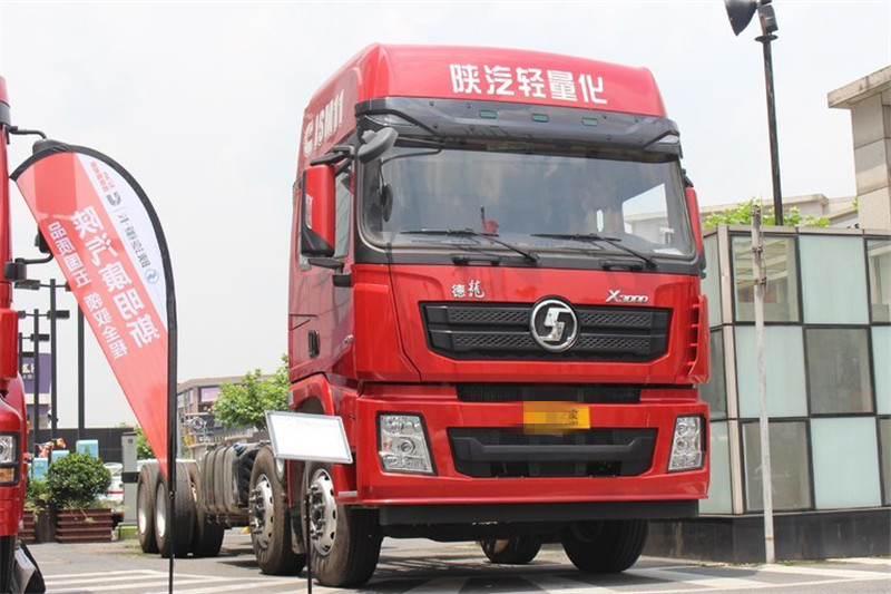 陜汽康明斯 德龍X3000 復(fù)合版 420馬力 8X4 國五載貨車底盤(SX13184V456C)