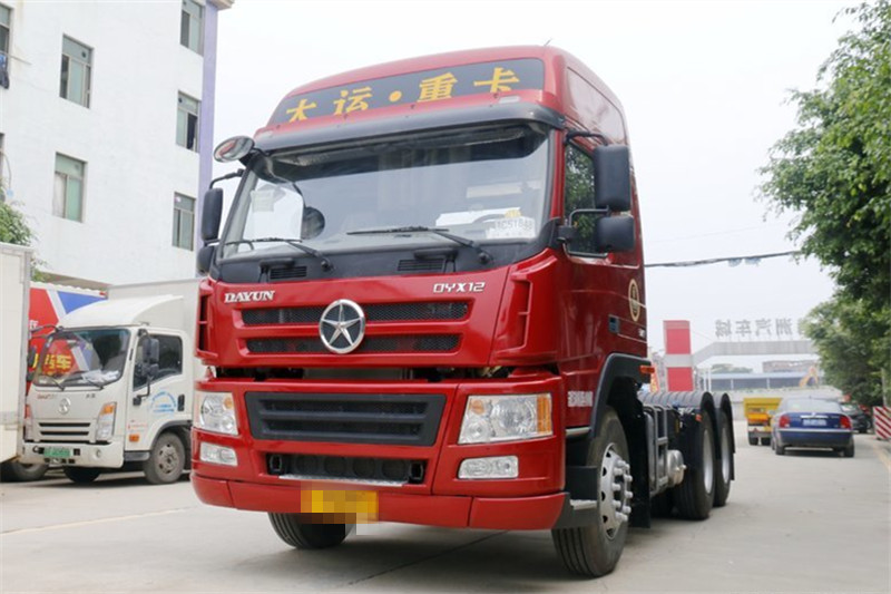 大運(yùn) N8E重卡 輕贏版 400馬力 6X4 國五牽引車(CGC4250D5ECCK)