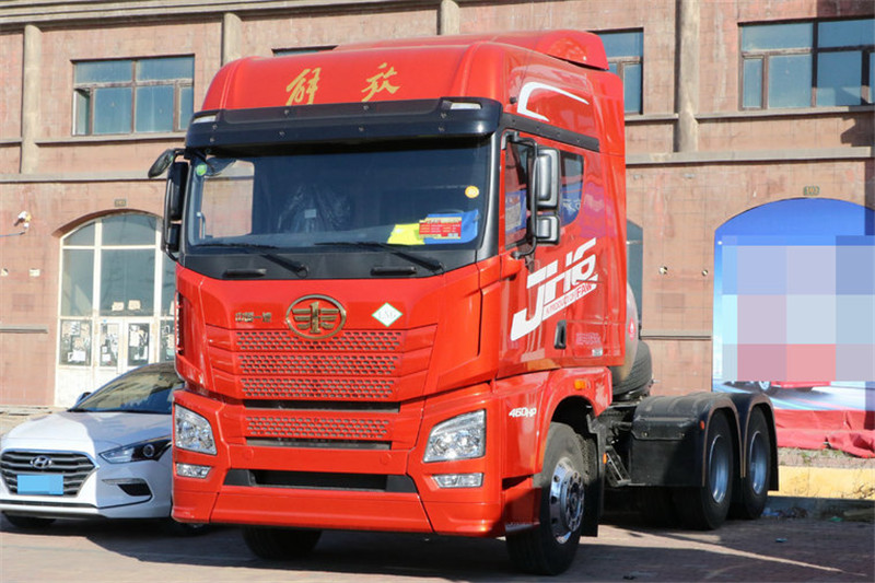青島解放 JH6重卡 460馬力 6X4 LNG牽引車(國六)(CA4250P25K2T1NE6A80)