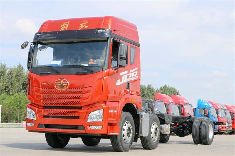 青島解放 JH6重卡 290馬力 6X2 7.7米 國(guó)五欄板載貨車(chē)(CA1250P26K1L5T3E5A80)