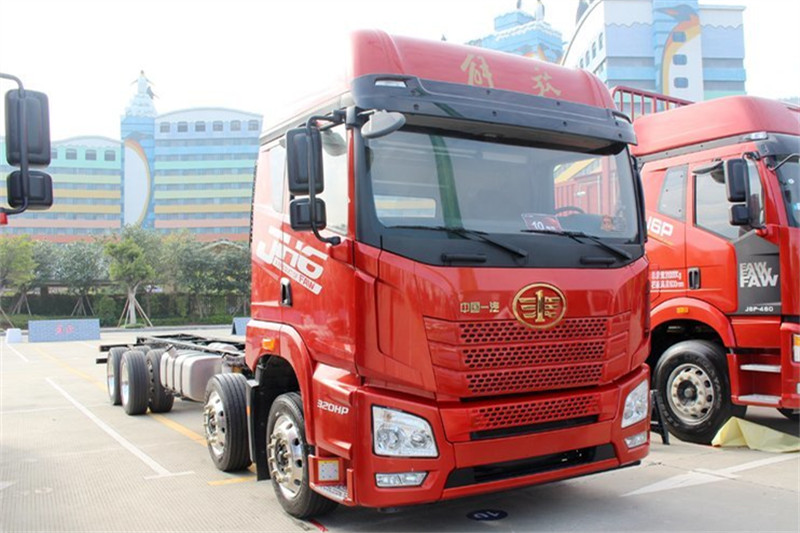 青島解放 JH6重卡 2019款 320馬力 8X4 9.5米 國(guó)五倉(cāng)柵式載貨車(CA5511CCYP25K1L7T4E5A80)