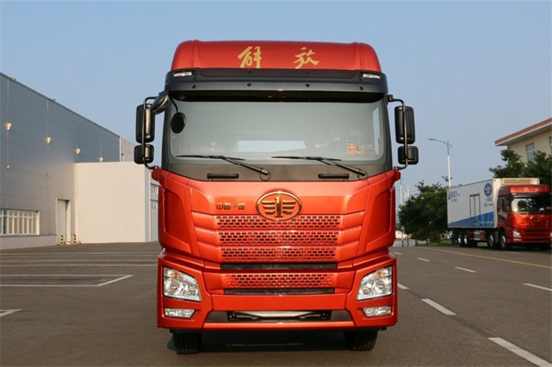 青島解放 JH6重卡 290馬力 6X2 9.5米 國(guó)五欄板載貨車(chē)(CA1250P26K1L7T3E5A80)