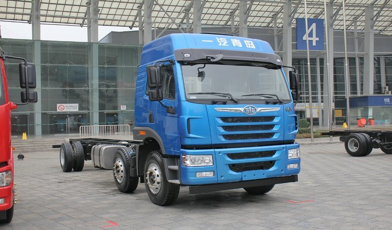 青島解放 悍V重卡 260馬力 6X2 9.5米 國五載貨車底盤(CA5200CCYP1K2L7T3E5A80-1)