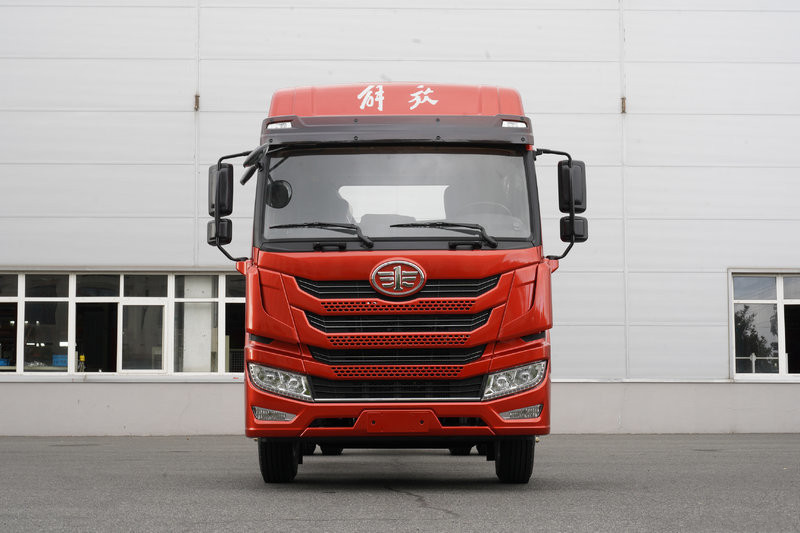 青島解放 龍VH中卡 220馬力 4X2 7.8米 國(guó)五廂式載貨車(chē)(CA5189XXYPK2L5E5A80)