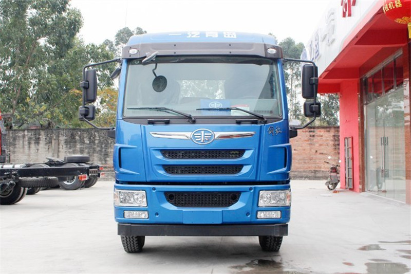 青島解放 龍V中卡 220馬力 6X2 6.7米 國五欄板載貨車(CA1250PK2L5T3E5A80)