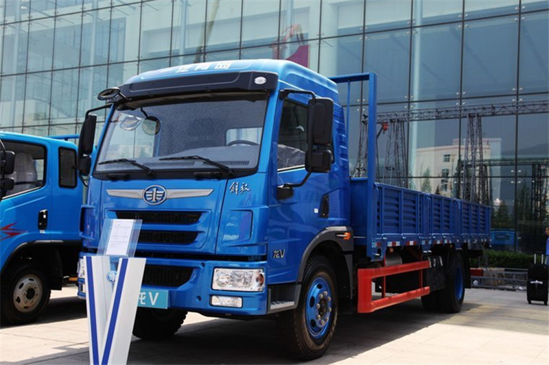 青島解放 龍V中卡 220馬力 4X2 6.75米 國五欄板載貨車(CA1169PK2L2E5A80)