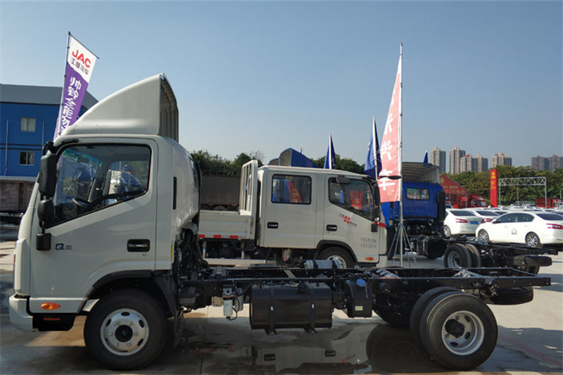 江淮 帥鈴Q6 120馬力 4.12米 國五單排廂式輕卡載貨車(HFC5043XXYP71K2C2V)