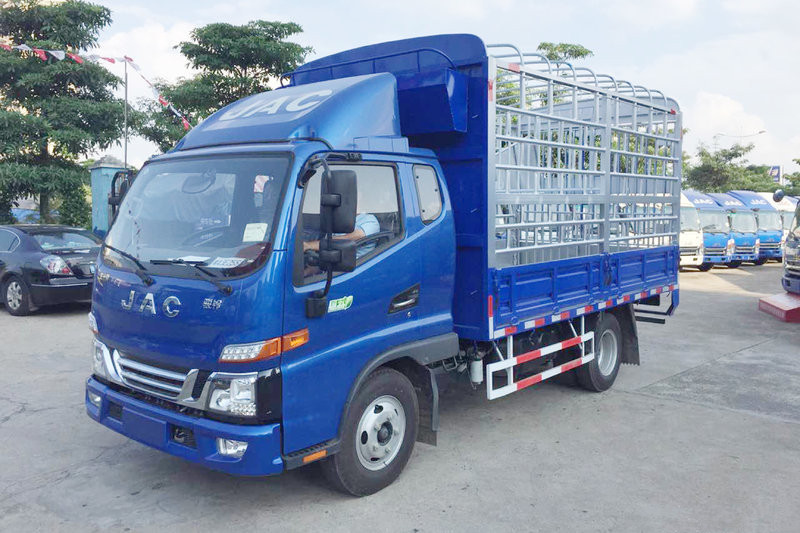 江淮 駿鈴V3 120馬力 3.85米 國五排半倉柵式輕卡載貨車(HFC5041CCYP93K1C2V)