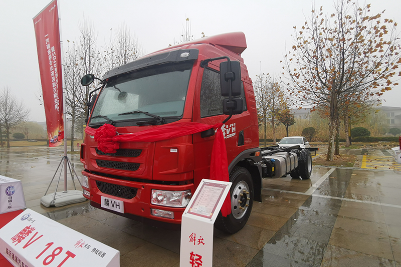 一汽解放輕卡 麟VH 4×2 190馬力 國(guó)六 單排載貨車(chē)底盤(pán)