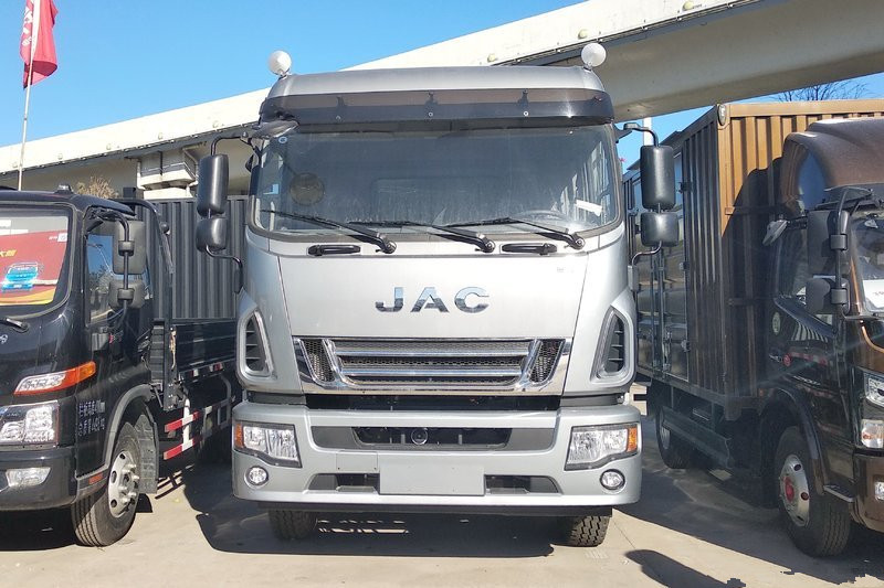 江淮 駿鈴V9L 170馬力 6.8米 國(guó)五欄板載貨車(HFC1181P3K1A53S6V)