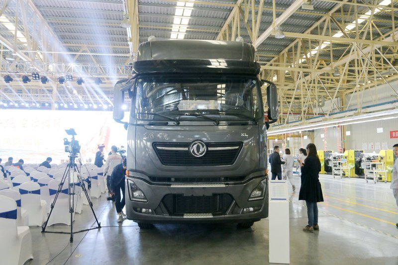 東風商用車 新天龍KL重卡 465馬力 6X4 國五牽引車(3.64速比)(DFH4250D)