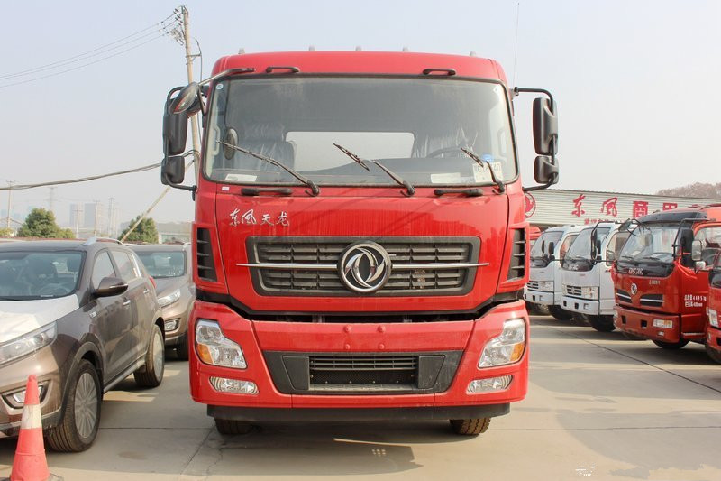 東風商用車 天龍重卡 285馬力 6X2 7.7米 國五欄板載貨車(DFH1190B)