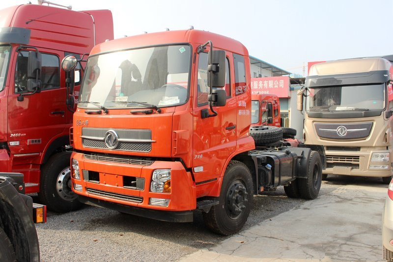 東風(fēng)商用車 天錦中卡 270馬力 4X2 國五牽引車(90#鞍座)(DFH4180B)